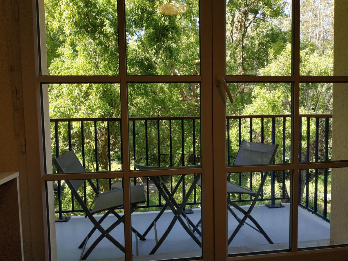 Bonvallet - Studio Paisible Et Chaleureux Avec Balcon Амьен Экстерьер фото